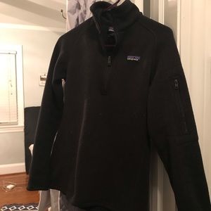 Black Patagonia better sweater